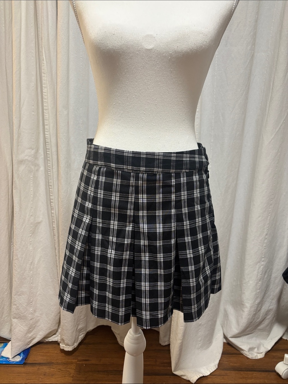 Black and White Plaid Pleated Skater Skirt